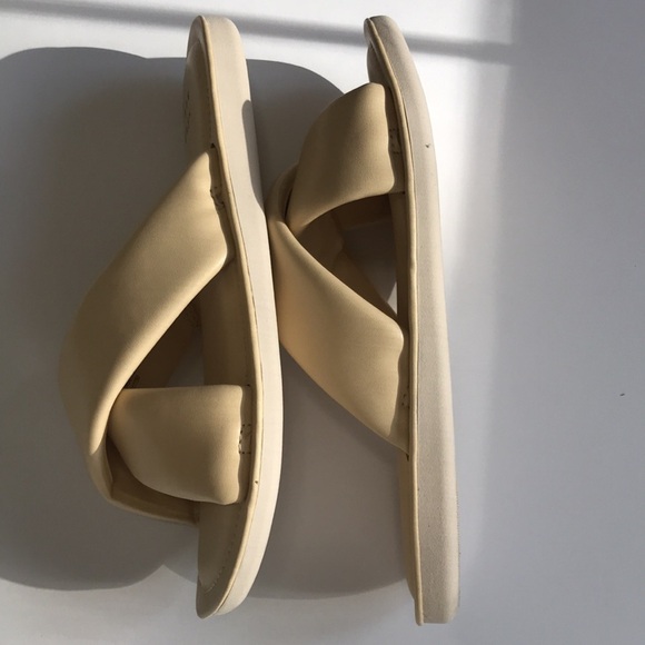 A New Day Daisy Crossband Slide Sandals Tan Cream Comfort Size 5.5 - Picture 17 of 17